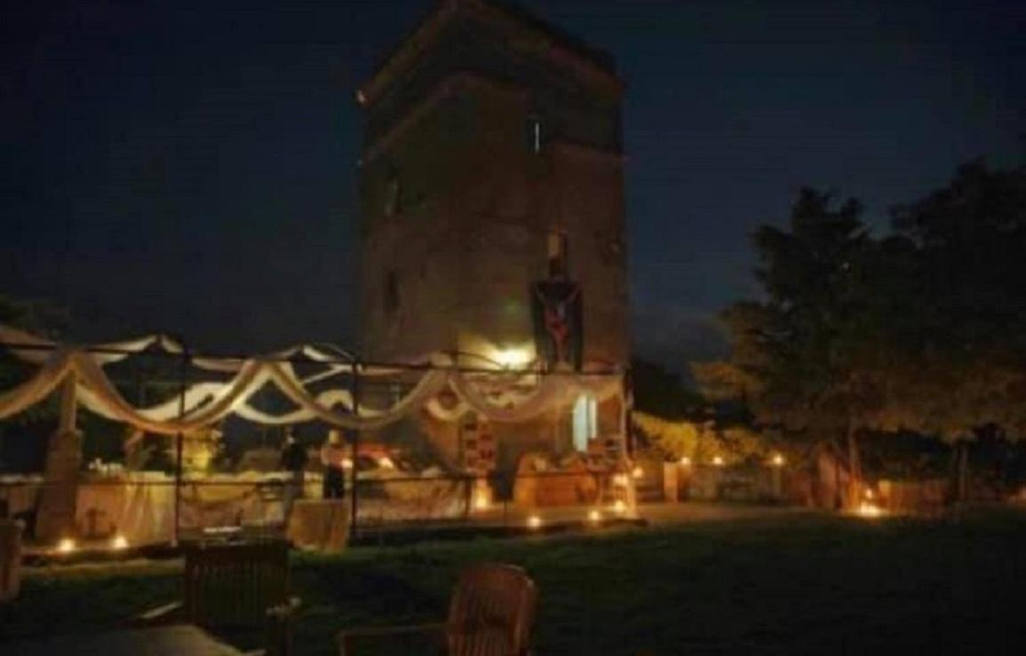 Torre Medievale Il Castellaccio Чівіта-Кастеллана Екстер'єр фото